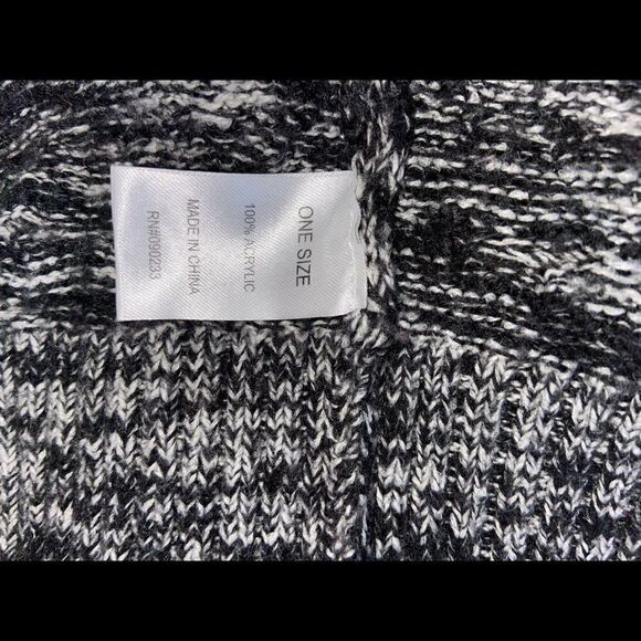 Kendall and Kylie soft material cardigan - Picture 4 of 5